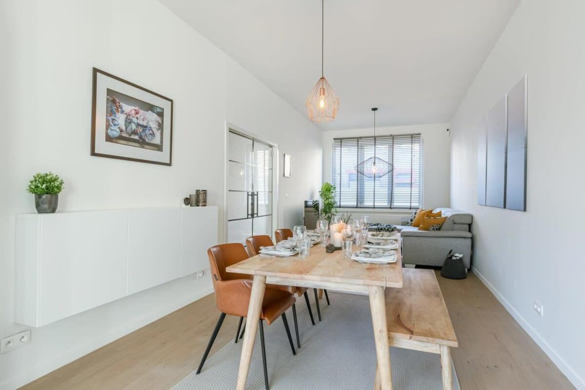 안트베르펜 House With Large And Sunny Terrace 빌라 외부 사진