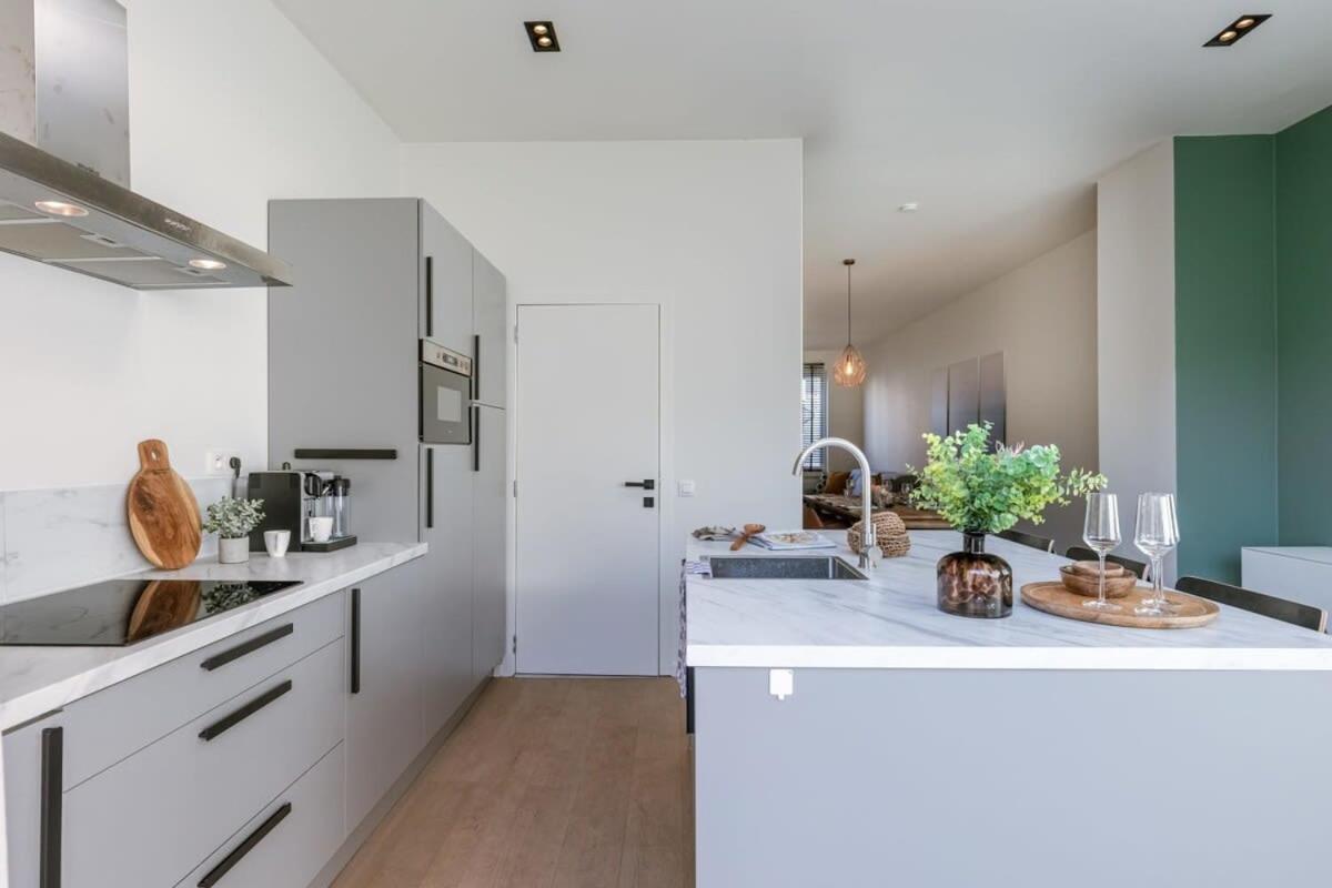 안트베르펜 House With Large And Sunny Terrace 빌라 외부 사진