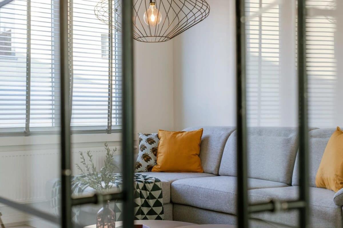 안트베르펜 House With Large And Sunny Terrace 빌라 외부 사진